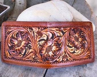 Handmade Carved Leather Wallet Floral Wallet Western Cowboy Bifold Mens Wallet Tooled Leather Wallet Gift for Him Gift for Men Gift for Dad