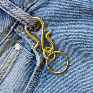 Massivem Messing Fischhaken Biker Schlüsselanhänger Messinghaken Jeans Schlüsselanhänger Minimalist Schlüsselanhänger Geschenk für Ihn Geschenk für Männer