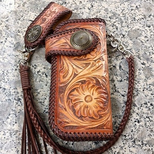 Geschnitzte Leder Herren Biker Brieftasche Kette Floral punziert Leder Bifold Brieftasche Western Cowboy Brieftasche Geschenk für ihn Geschenk für Männer Geschenk für Papa