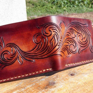 Cartera de cuero tallada a mano, cartera floral, cartera plegable estilo vaquero occidental para hombre, cartera de cuero repujado, regalo para él, regalo para hombre, regalo para papá