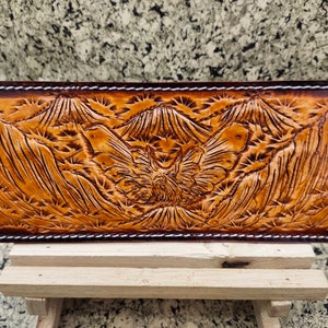Handgefertigte geschnitzte Lederbrieftasche Florale Brieftasche Western Cowboy Bifold Herren Brieftasche Punzierte Leder Brieftasche Geschenk für Ihn Geschenk für Männer Geschenk für Papa