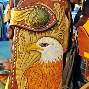 Geschnitzte Leder Herren Biker Brieftasche Kette Adler punziert Leder Bifold Brieftasche Western Cowboy Brieftasche Geschenk für ihn Geschenk für Männer Geschenk für Papa