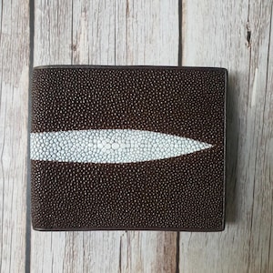 Bruine pijlstaartrog portemonnee echte pijlstaartrog huid portemonnee gepolijste pijlstaartrog lederen portemonnee exotische portemonnee dubbele portemonnee cadeau voor hem cadeau voor haar