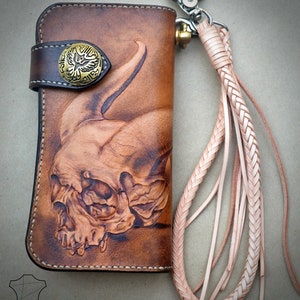 Geschnitzte Leder Herren Biker Brieftasche Kette Schädel punziert Leder Bifold Brieftasche Western Cowboy Brieftasche Geschenk für ihn Geschenk für Männer Geschenk für Papa