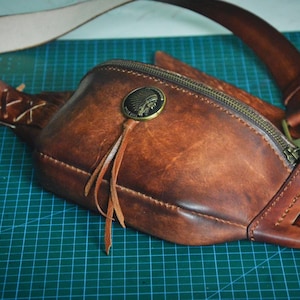 Handmade Leather Crossbody Bag Leather Fanny Pack Sling Bag Shoulder Bag for Men Personalized Fanny Pack with Straps Bum Bag Gift For Him