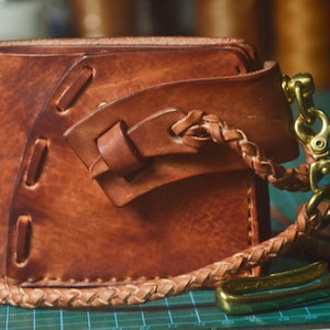 Cartera de cuero para motociclista, billetera plegable para hombre, billetera de cuero hecha a mano, billetera con cadena, billetera con cordón, regalo para graduado, regalo para hombre, regalo para él