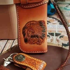 Geschnitzte Leder Herren Biker Brieftasche Kette Indigener Häuptling Punzierte Leder Bifold Brieftasche Western Cowboy Brieftasche Geschenk für Ihn Geschenk für Männer