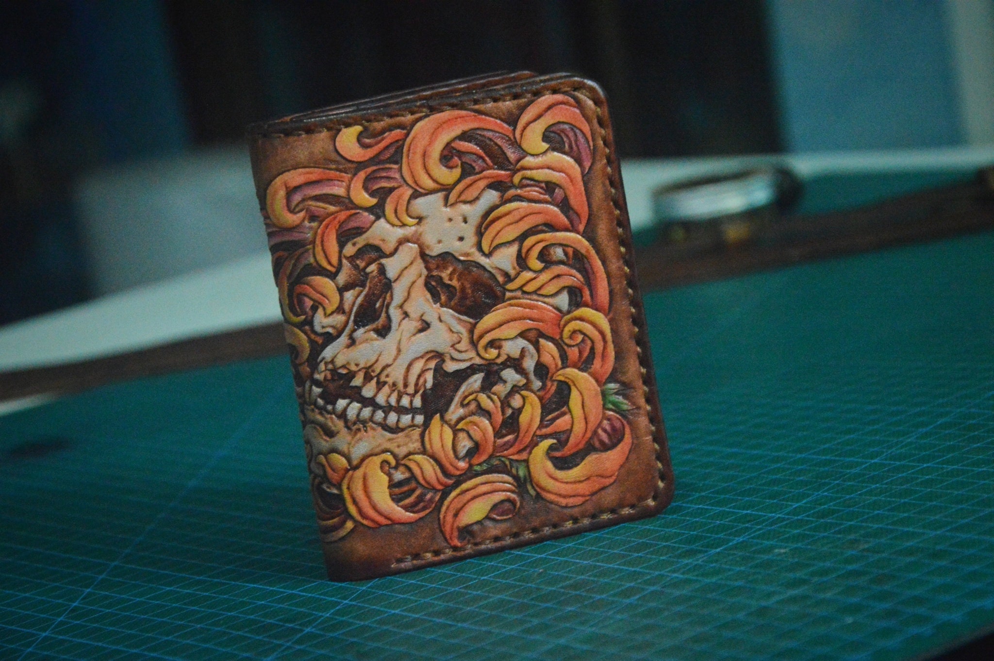 Handmade Carved Leather Wallet Skull Wallet Western Cowboy Bifold Mens Wallet Tooled Leather Wallet Gift for Him Gift for Men Gift for Dad