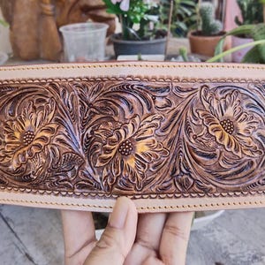Cartera de cuero tallada a mano, cartera floral, cartera plegable estilo vaquero occidental para hombre, cartera de cuero repujado, regalo para él, regalo para hombre, regalo para papá