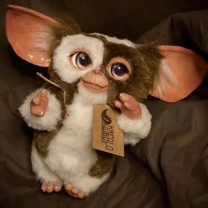 Handmade Gizmo doll inspired by Gremlins (about 23 cm / 9 inches tall) Polymer clay creature, OOAK, made in Italy