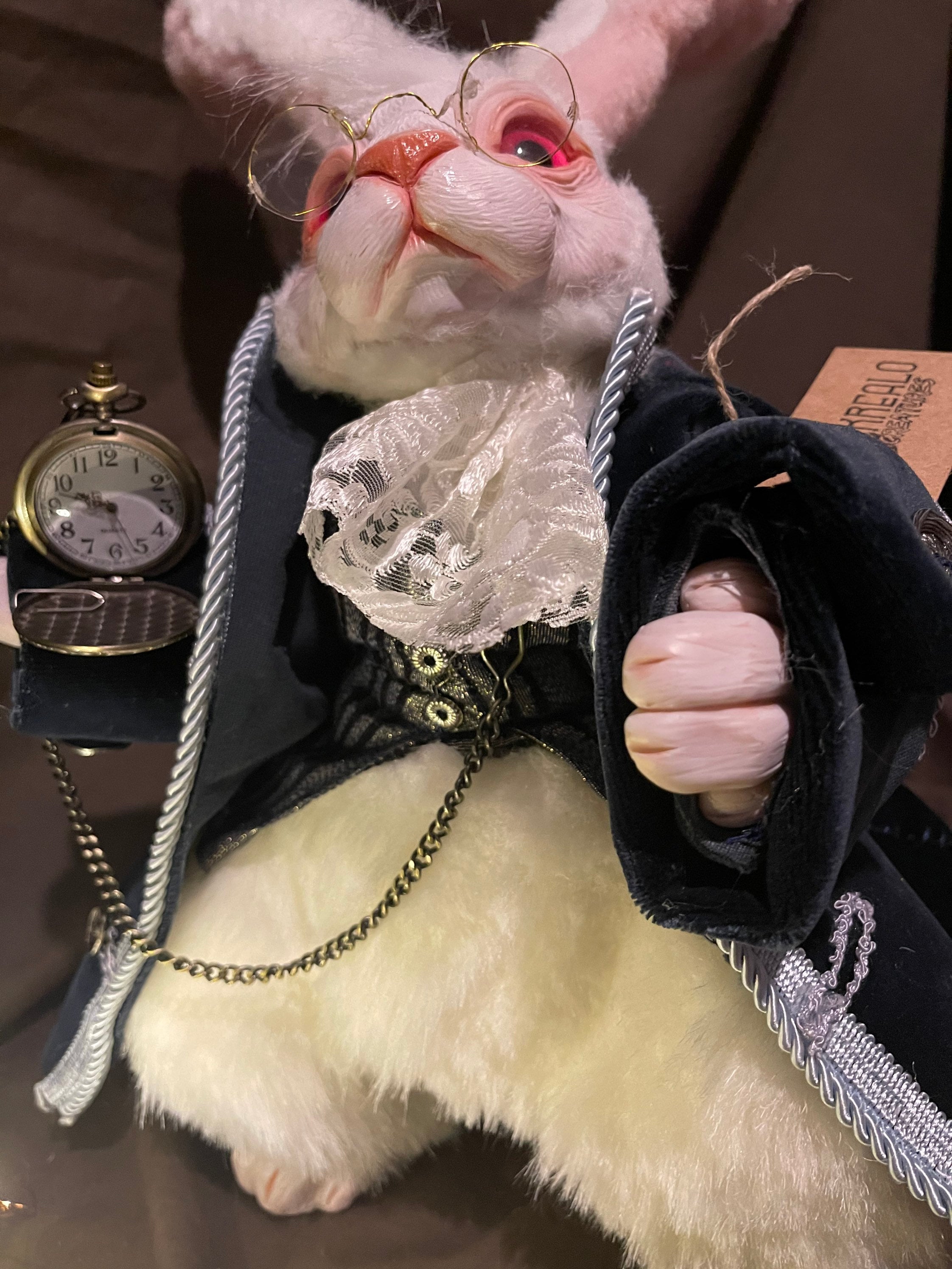 ロシア★ハンドメイド 不思議の国のアリス ラビット うさぎ マトリョーシカ 人形 不思議の国のアリスにインスパイアされた手作りの白いウサギの