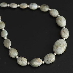 Cat&#39;s Eye Smooth Oval Beads With Metal Balls - 2x5 mm to 7x15 mm -Cat&#39;s Eye Oval - Gem Quality , 8 Inch/ 20 Cm Full Strand, Price Per Strand