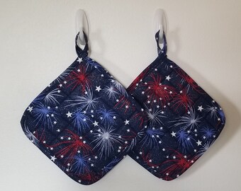 Quilted Pot Holders Set of 2 Red White Blue Americana Alexander Henry