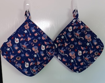 Set of 2 Large Handmade Quilted Potholders, Red White Blue Americana Fabric. Nice gift for Independence Day.