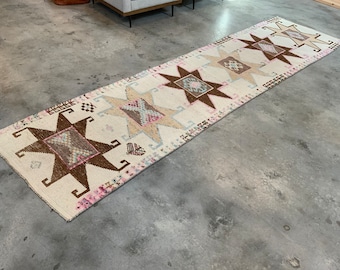 Authentic Vintage Turkish Runner TKRG5057299400 - 2’9” x 11’