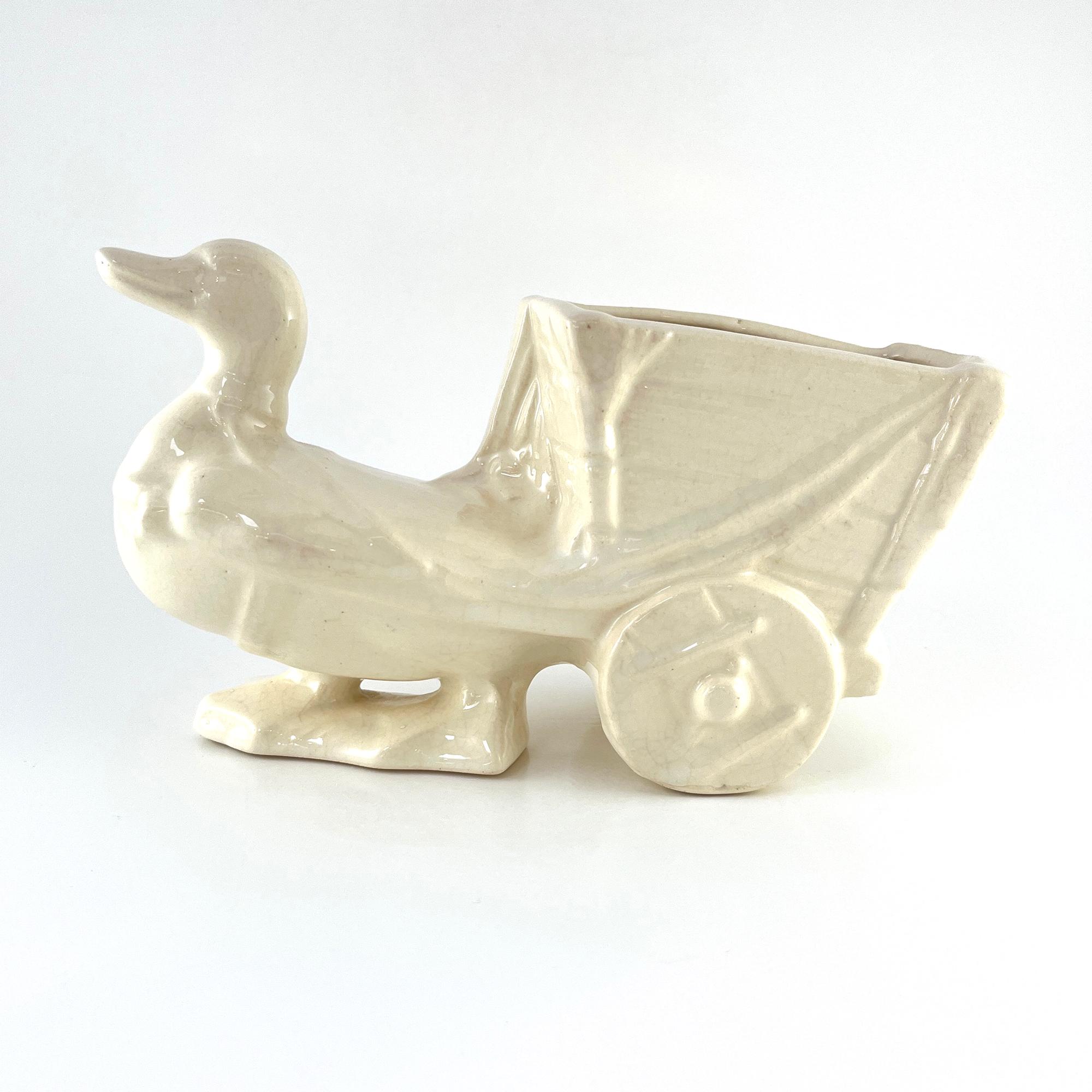 1940's Nelson McCoy Goose with Cart/Wagon Planter #F57