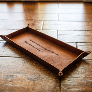 Decorative tray of Italian leather, catch-all valet tray storage, custom personalized office gift decor, anniversary gift, new home present