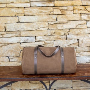 Italiaanse nubuckleren plunjezak – Round Travel Weekender Flint