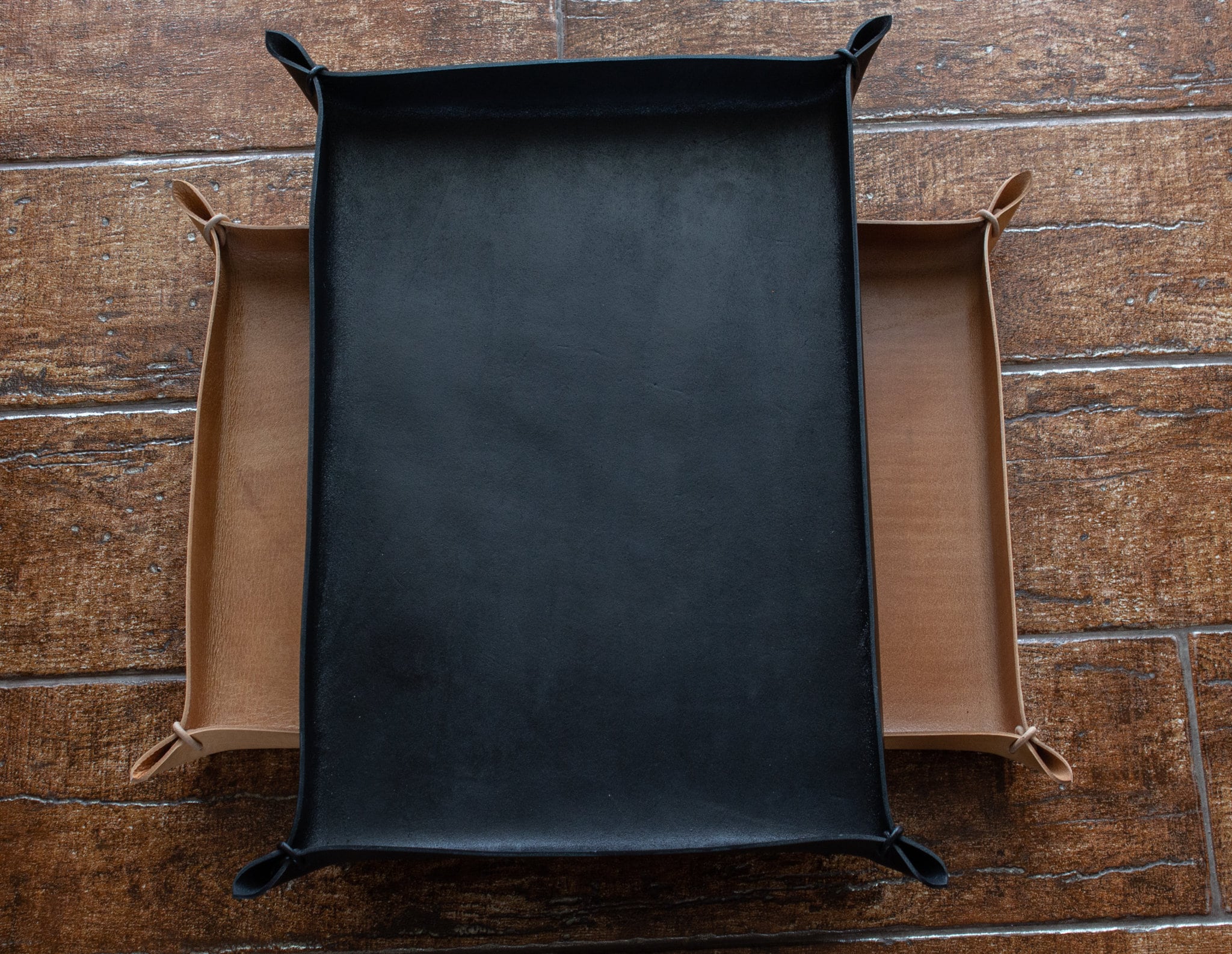 Leather Catchall valet Tray- A4 Valet Tray- Custom Leather Trays in 3 Sizes, Office and Home Decor Gift, Personalized tray