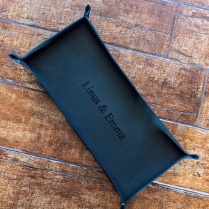 Personalized Italian Leather Valet Tray, Catchall Italian Decorative Desk Tray, custom gift for him,her, Custom Storage Tray, new home gift