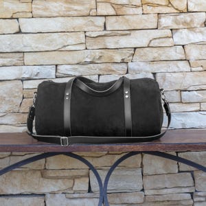 Italiaanse nubuckleren plunjezak – Round Travel Weekender Antracite