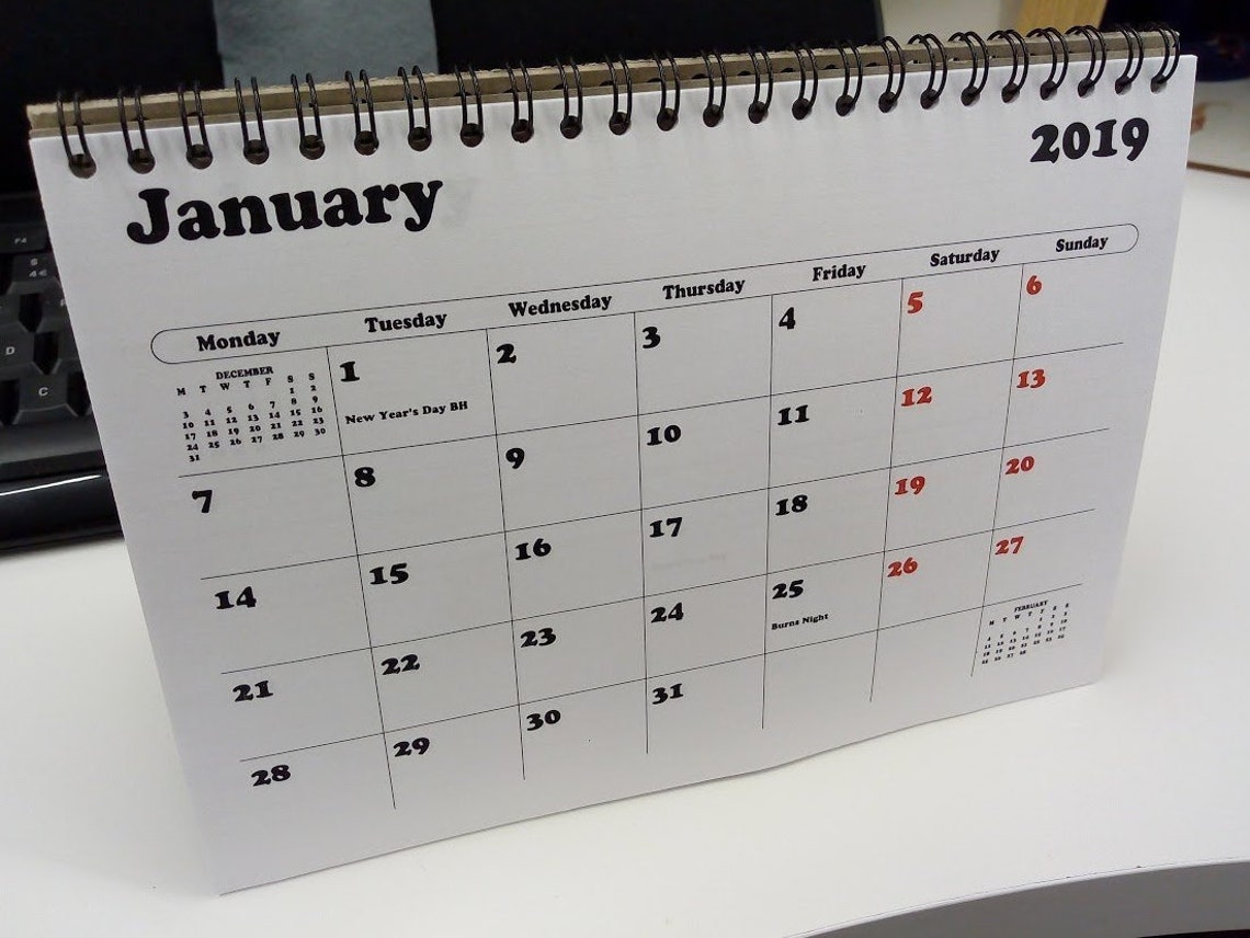 2022 UK A5 Desk Top Flip Calendar Month To View Stand Up | Etsy