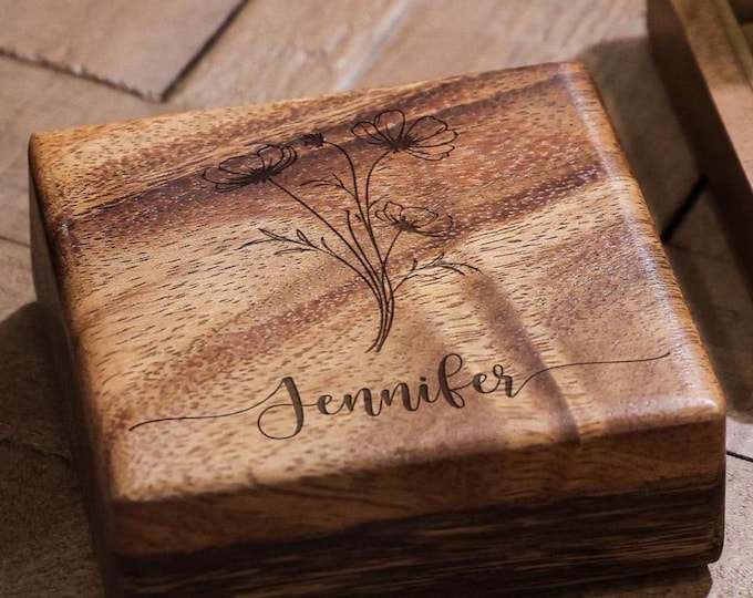 Personalized Travel Jewelry Box - Flowers: Custom Engraved Wooden Jewelry Organizer, Gift for Bridesmaids, Grandmas, Mother’s Day