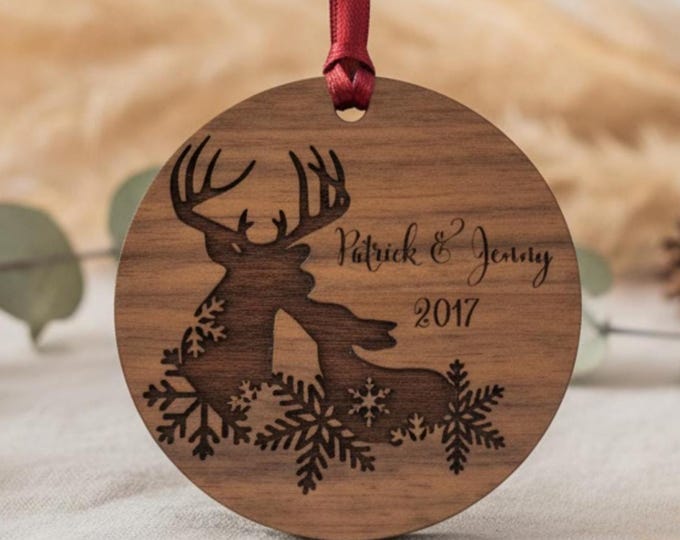 Christmas Ornament, Personalized wooden ornament, Christmas decoration, custom Christmas ornament, Christmas gift, engraved wood ornament