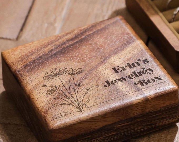 Personalized Travel Jewelry Box - Floral Theme: Custom Engraved Wooden Jewelry Organizer, Gift for Bridesmaids, Grandmas, Mother’s Day