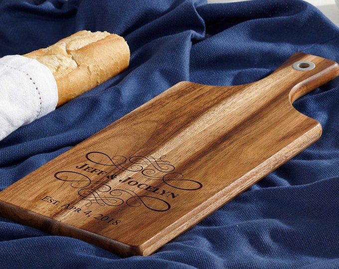 Personalized bread Board, customized cheese board, Acacia paddle board, wedding gift, housewarming gifts, wedding gifts, Christmas gifts