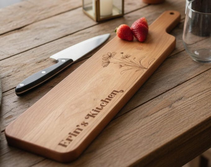 Personalized  Cutting Board, Custom Engraved Bread Board: Gift for Her, Kitchen Gift for Mom, Grandma Gift, Sister Gift, Mother's Day Gift