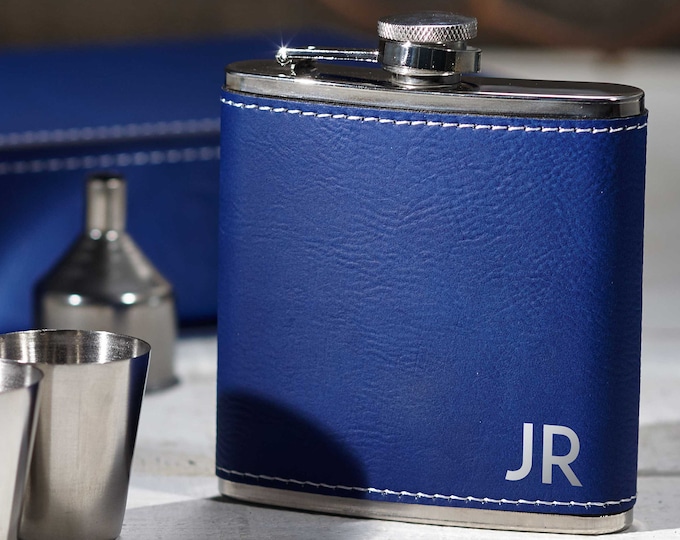 Personalized Flask Set with Shot Glasses in a Box, Monogrammed Flask: Father's Day, Bachelor Party Favors, Groomsman, Best Man, Wedding Gift