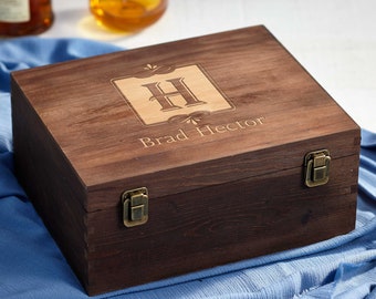 Personalized wooden gift box, Engraved Name Box, Wooden Keepsake box, Groomsman gift box, Rustic Gift Box, Christmas gift box