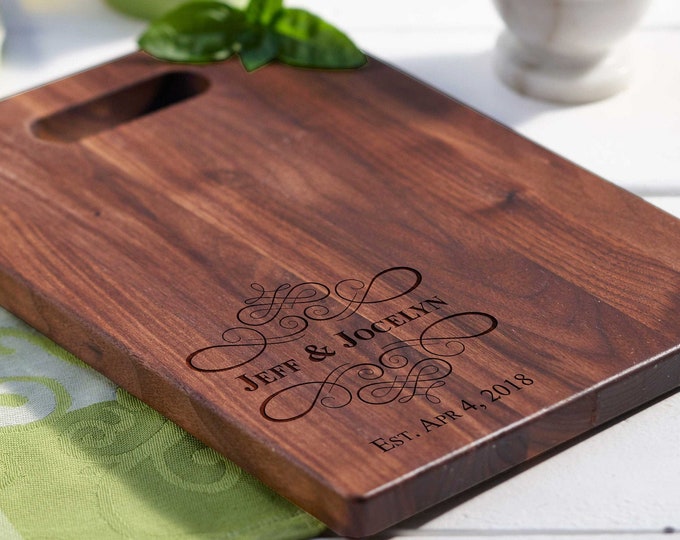 Personalized cutting board, Custom cutting board, Engraved cutting board, Wedding gifts, Gifts for the couple, Christmas gifts