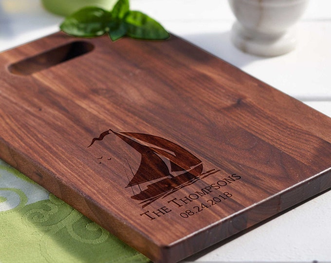 Personalized cutting board, Custom cutting board, Engraved cutting board, Wedding gifts, Gifts for the couple, Christmas gifts