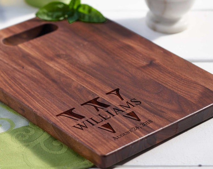 Personalized cutting board, Custom cutting board, Engraved cutting board, Wedding gifts, Gifts for the couple, Christmas gifts