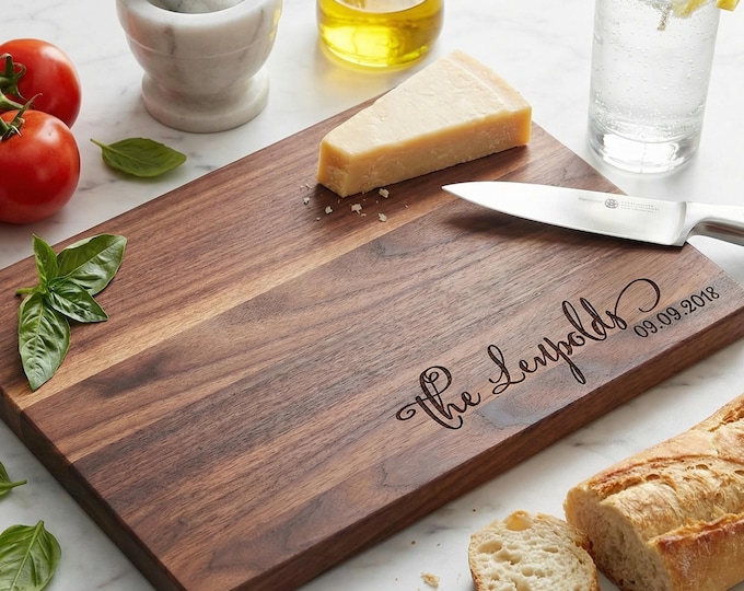 Personalized cutting board, Customized Charcuterie Board, Engraved cutting board, Wedding gifts, Gifts for the couple, Christmas gifts