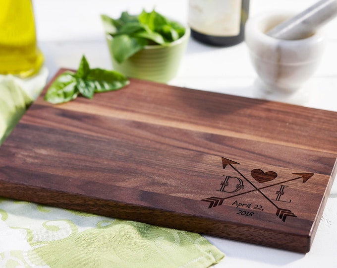 Personalized cutting board, Custom cutting board, Engraved cutting board, Wedding gifts, Gifts for the couple, Christmas gifts