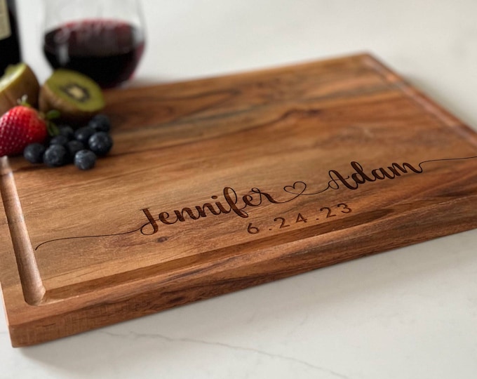 Personalized Acacia Wood Cutting Board - Custom Engraved Kitchen Gift - Unique Present for Special Occasions