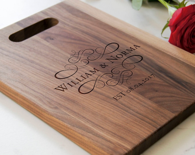 Personalized Cutting Board with handle, Engraved cutting board, housewarming gifts, wedding gift, Christmas gift