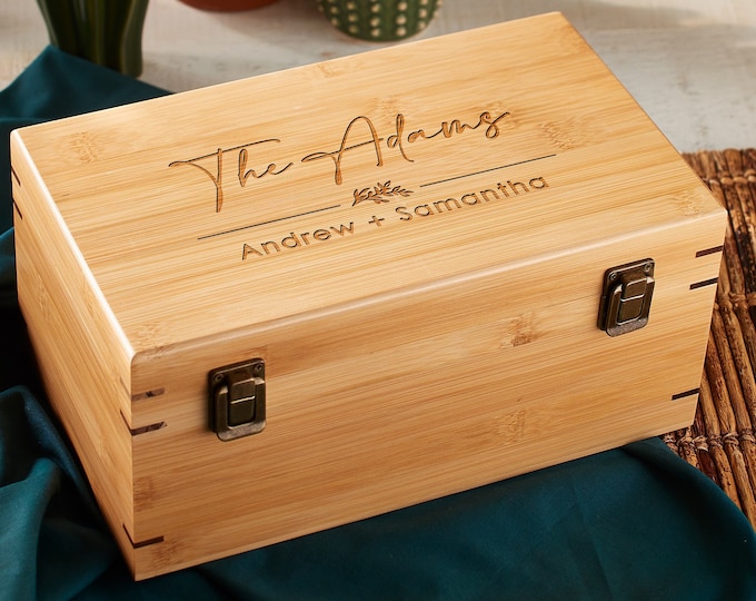 Personalized wooden gift box, Engraved Name Box, Wooden Keepsake box, Groomsman gift box, Rustic Gift Box, Christmas gift box
