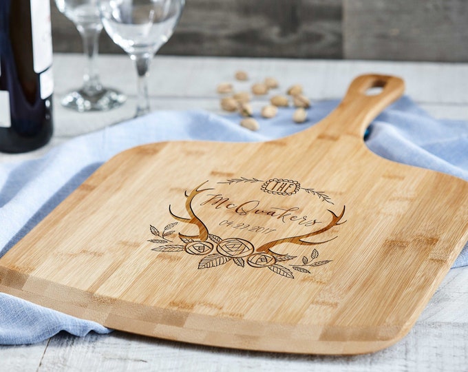 Personalized pizza board, custom pizza peel, engraved pizza board, housewarming gift, Pizza lovers