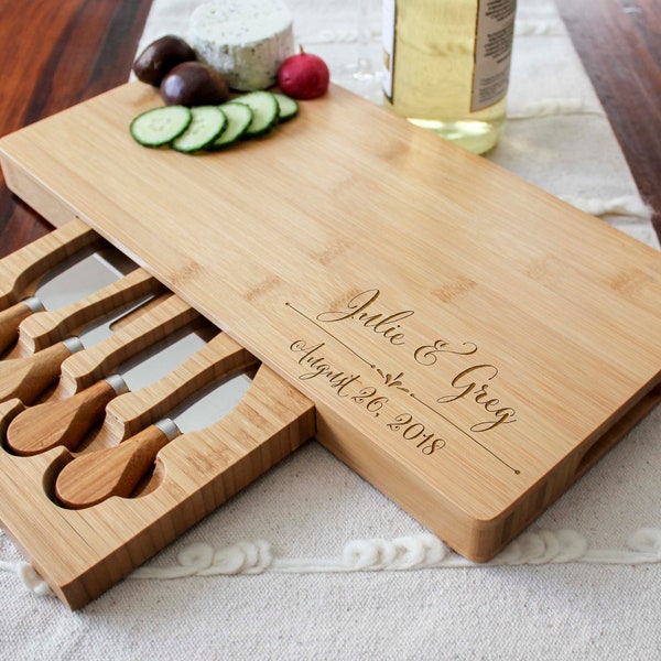 Personalized cheese board set, Custom cheese board set, Engraved cutting board, Wedding gifts, Gifts for the couple, Christmas gifts