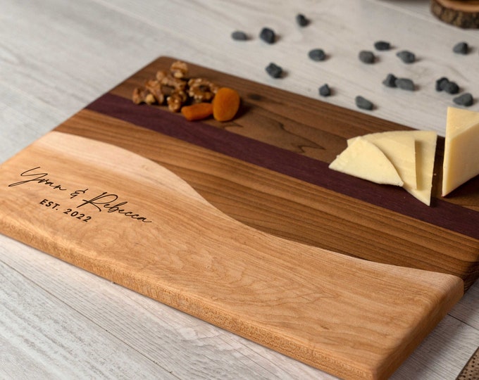 Custom engraving Cutting board, Personalized Board, Wedding Gift, Gift for the couple, Unique Cutting Board, Housewarming Gift