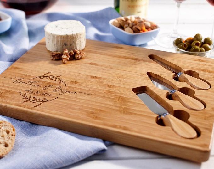 Personalized cheese board set, Custom cheese board set, Engraved cutting board, Wedding gifts, Gifts for the couple, Christmas gifts