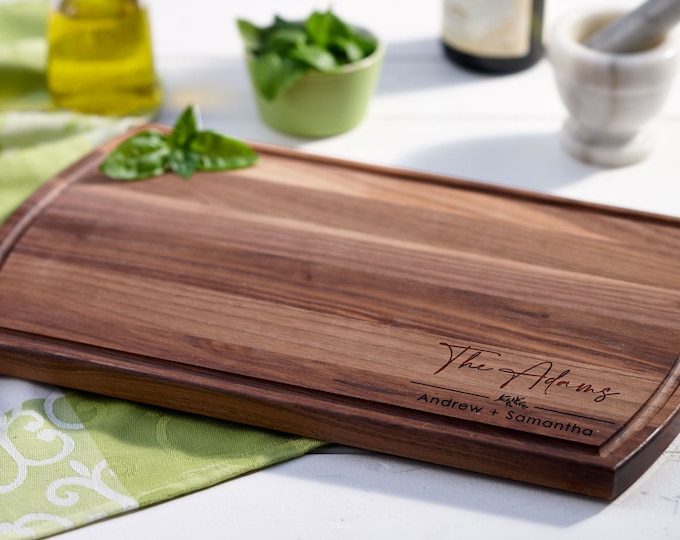 Personalized charcuterie board for Wedding, Housewarming or Christmas Gift, Engraved Wooden Cutting Board, Monogrammed walnut board