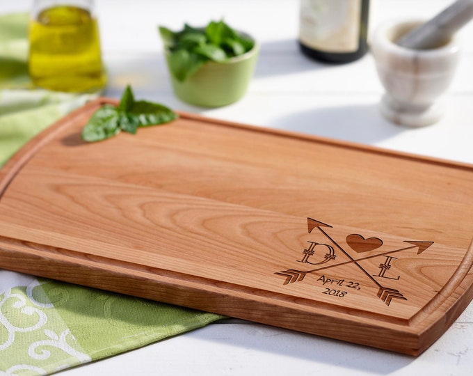 Personalized cutting board, Custom cutting board, Engraved cutting board, Wedding gifts, Gifts for the couple, Christmas gifts