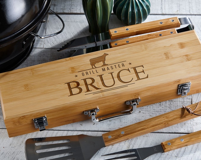 Personalized Engraved BBQ Set – Custom Grill Master Tool Set in Bamboo Case for BBQ Lovers, Father’s Day, Housewarming and Christmas Gifts