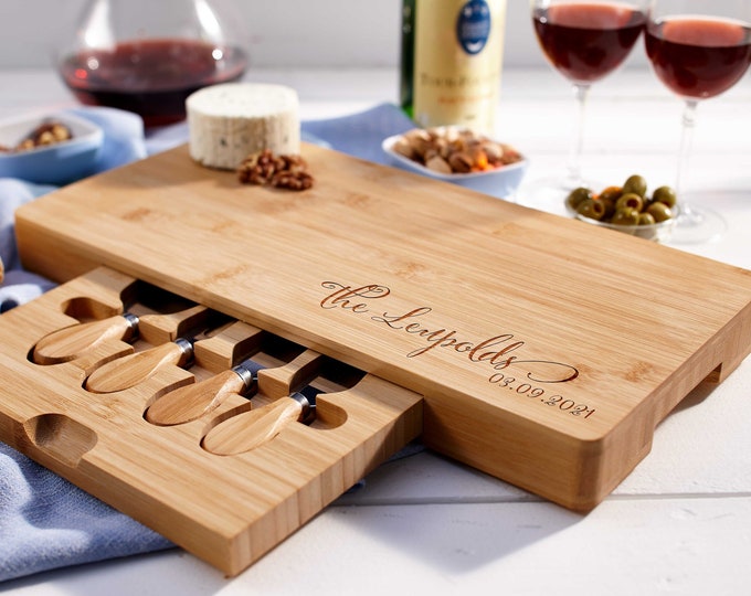 Customizable Bamboo Cheese Board Set with a drawer, Personalized cutting board, Wedding gifts, Gifts for the couple, Christmas gifts