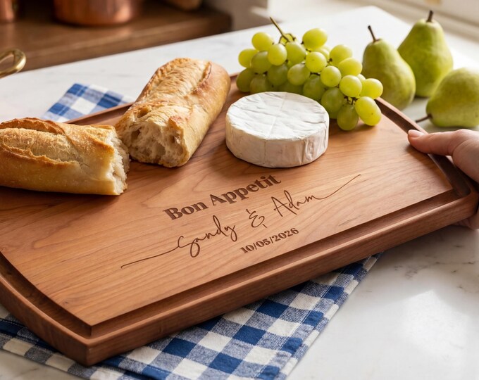 Foodie Couple Gift | Personalized Cutting Board & "Bon Appetit" Custom Wedding Present